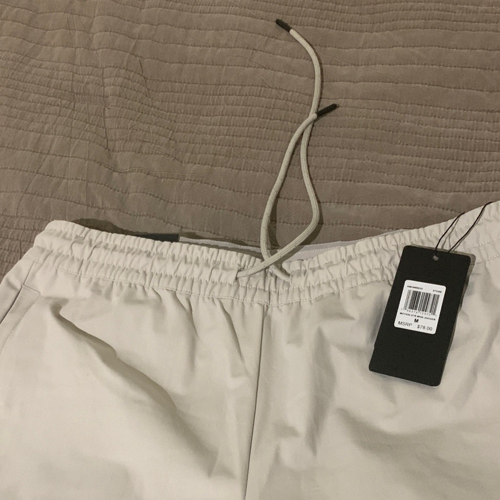Men's White Casual Pants - Picture 4 of 5